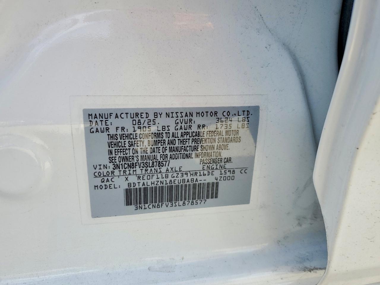 2025 NISSAN VERSA SR photo 12