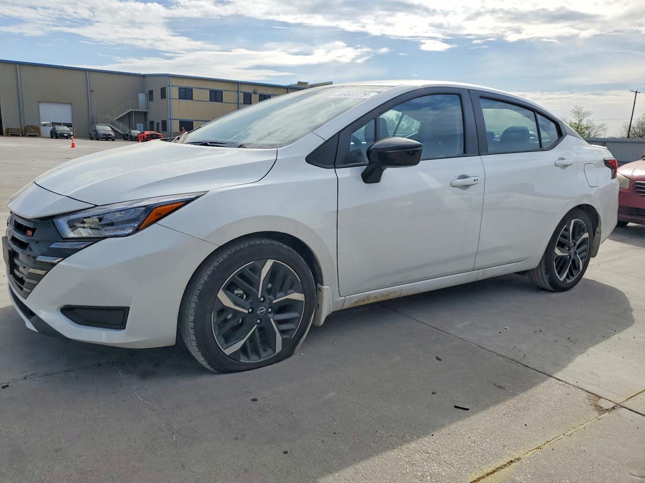 2025 NISSAN VERSA