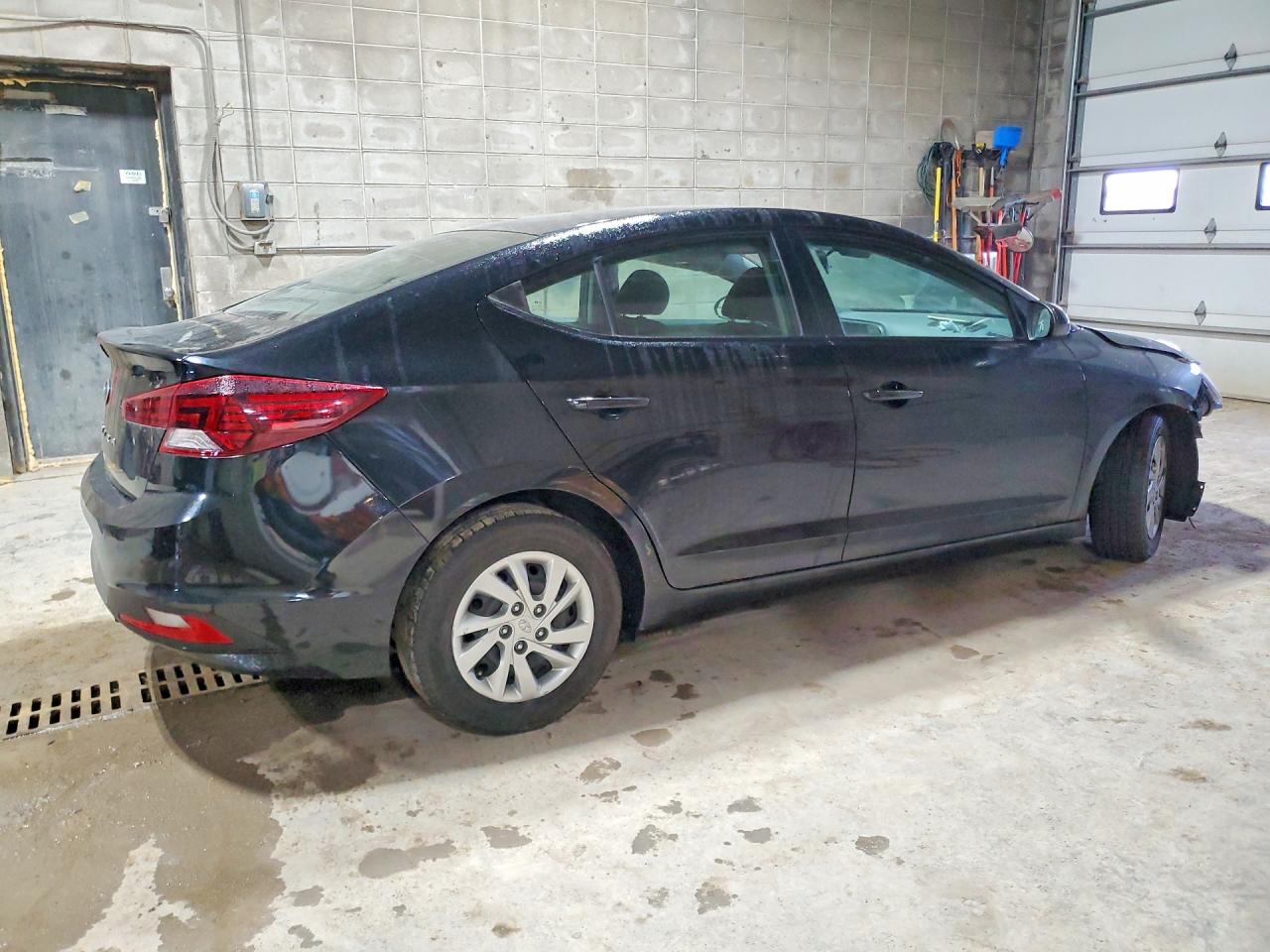 2020 HYUNDAI ELANTRA SE photo 3