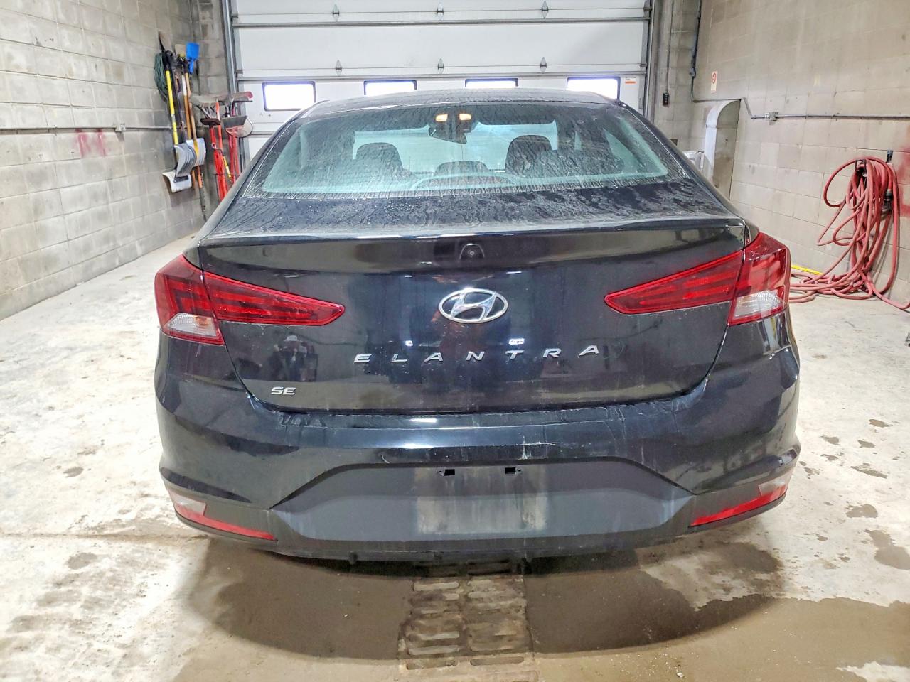 2020 HYUNDAI ELANTRA SE photo 6