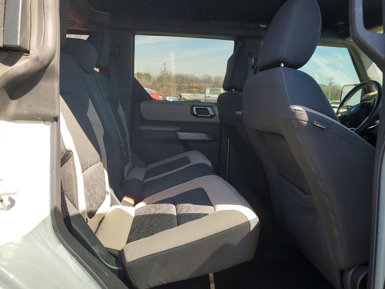 2021 FORD BRONCO BASE photo 31
