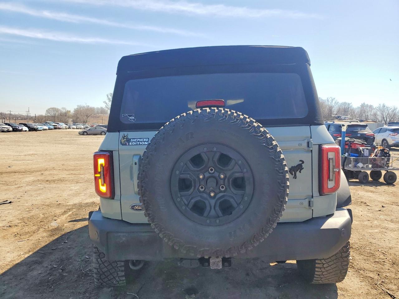 2021 FORD BRONCO BASE photo 16