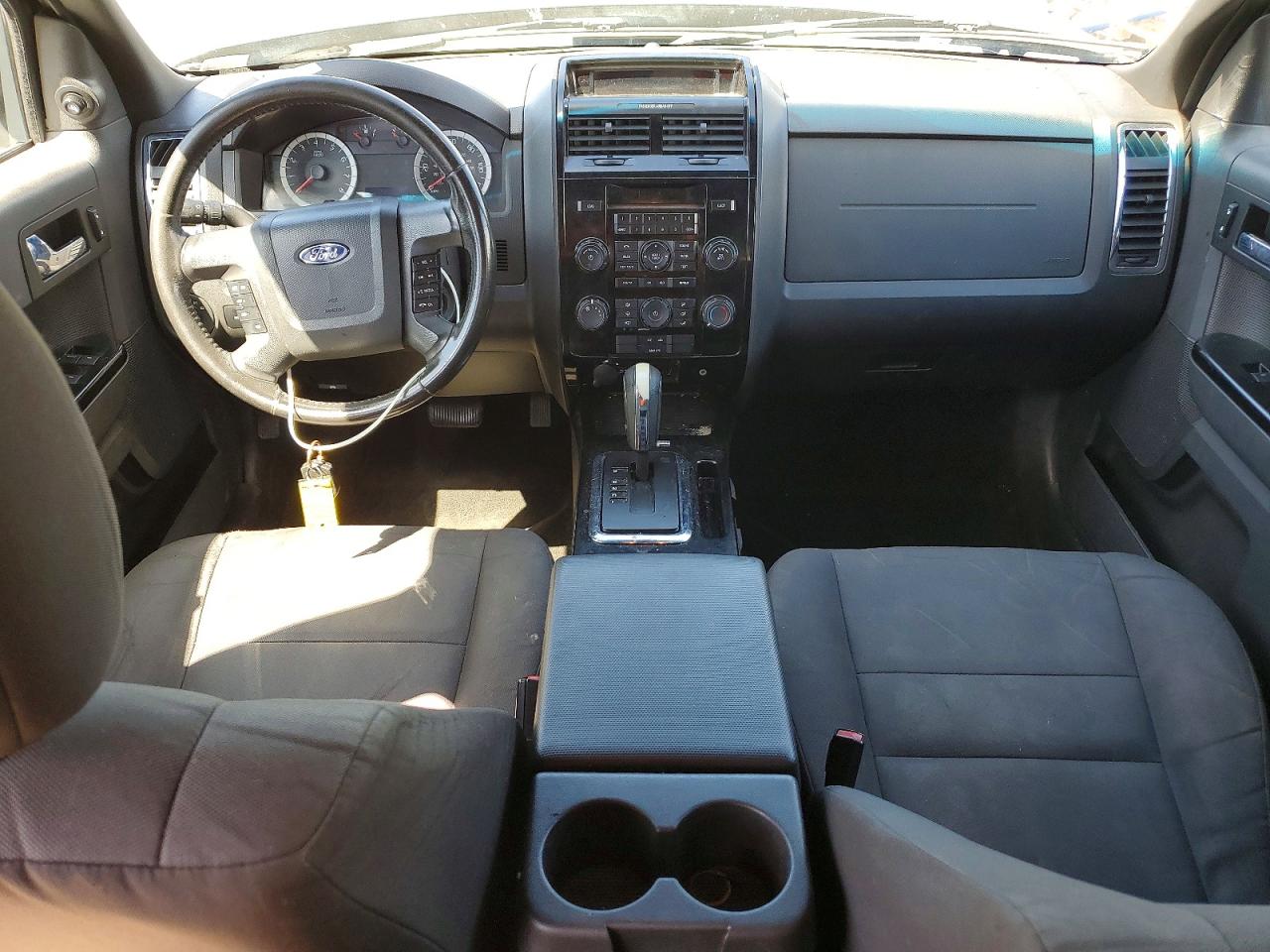 2012 FORD ESCAPE XLT photo 8
