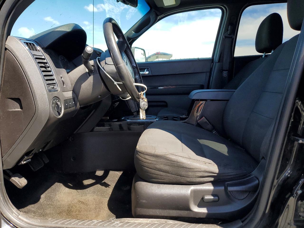 2012 FORD ESCAPE XLT photo 7