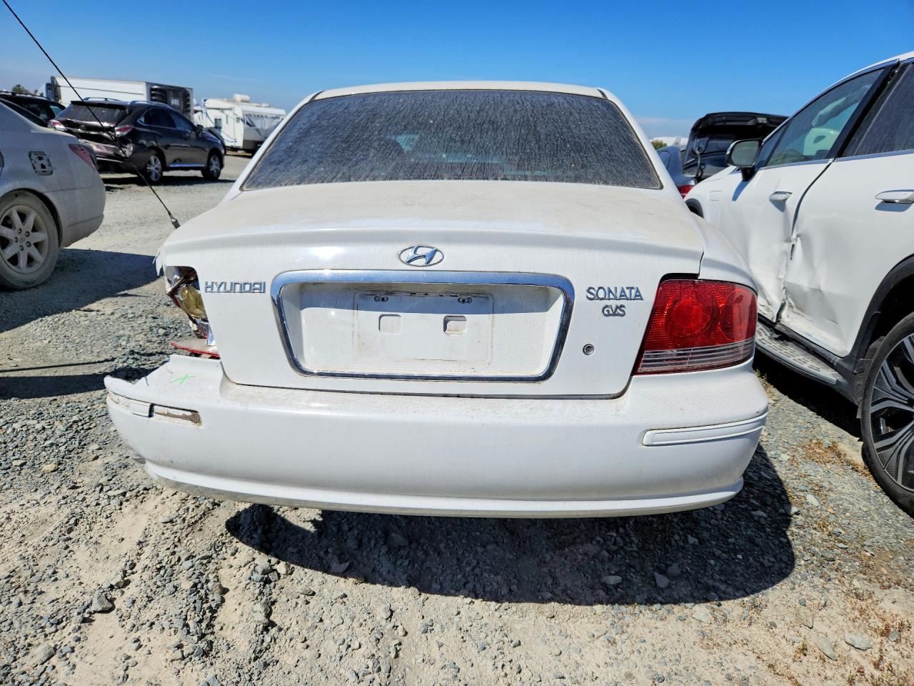 2002 HYUNDAI SONATA BASE photo 12