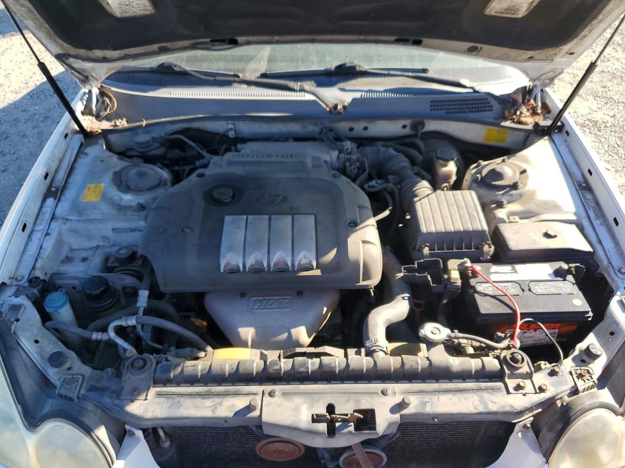 2002 HYUNDAI SONATA BASE photo 21