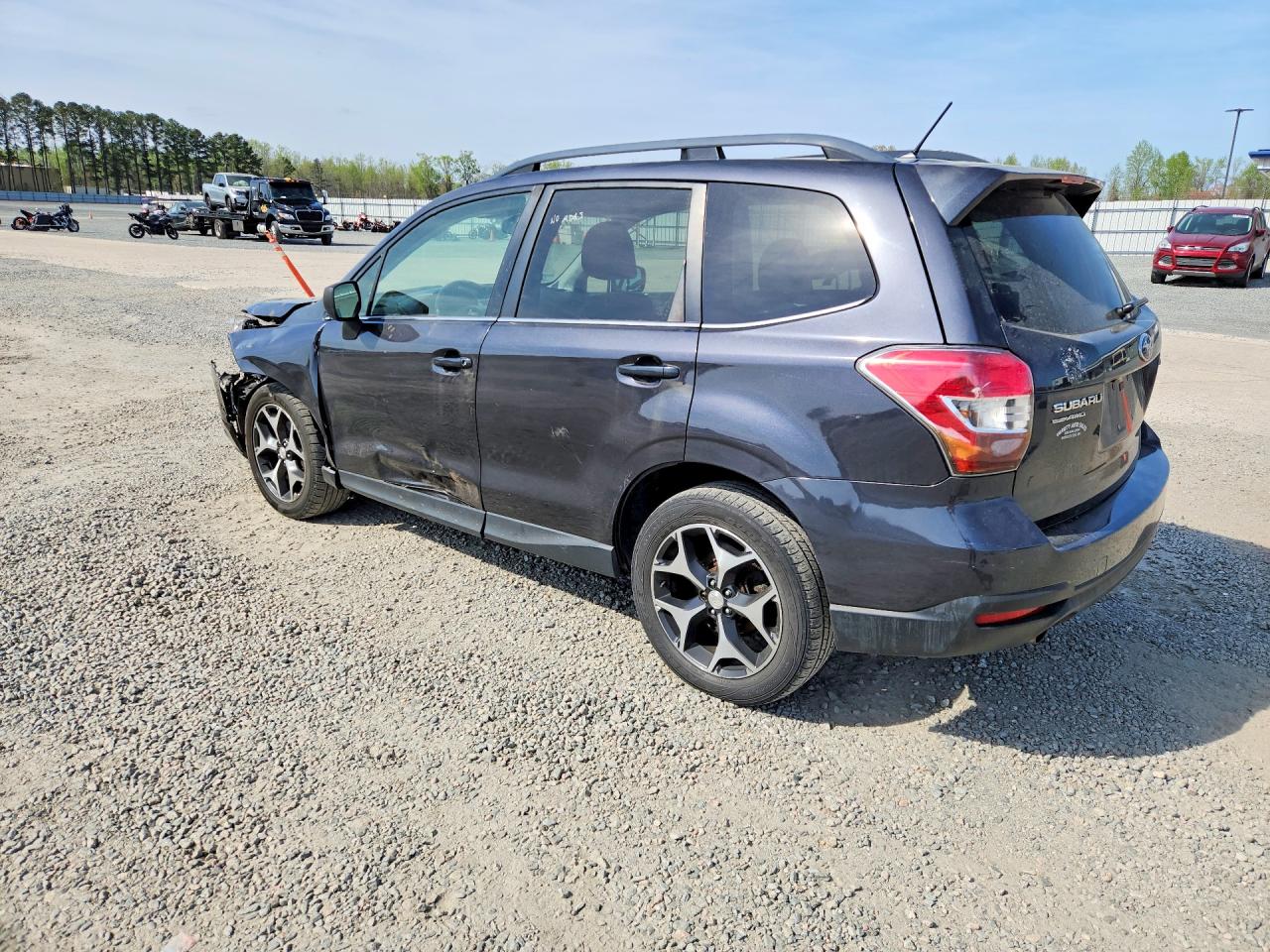 2015 SUBARU FORESTER photo 4