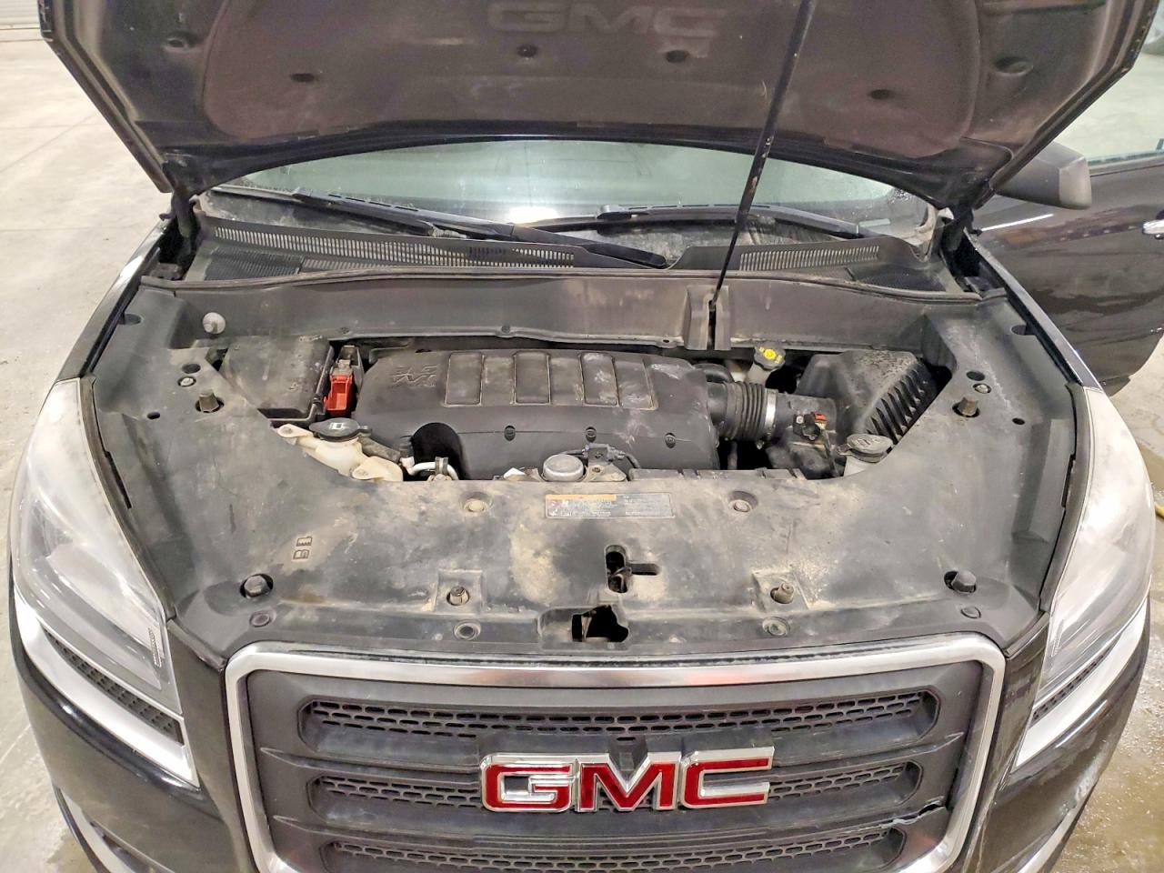 2015 GMC ACADIA SLE photo 12