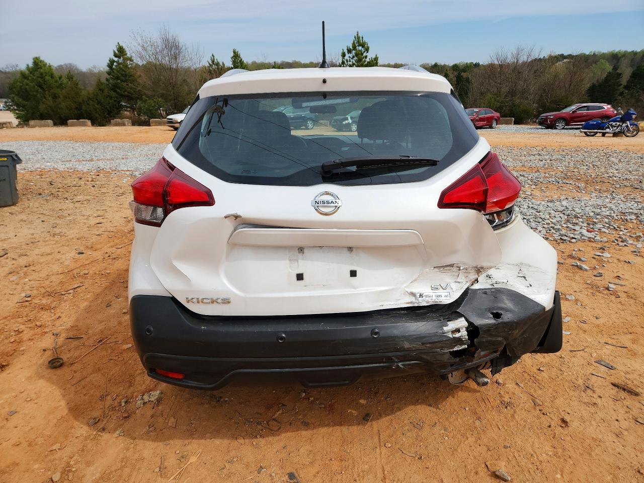2020 NISSAN KICKS SV photo 11