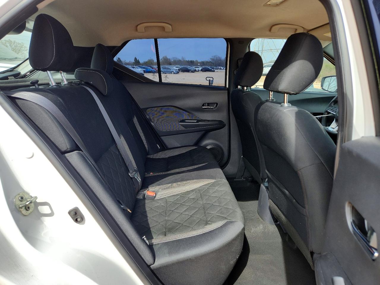 2020 NISSAN KICKS SV photo 21