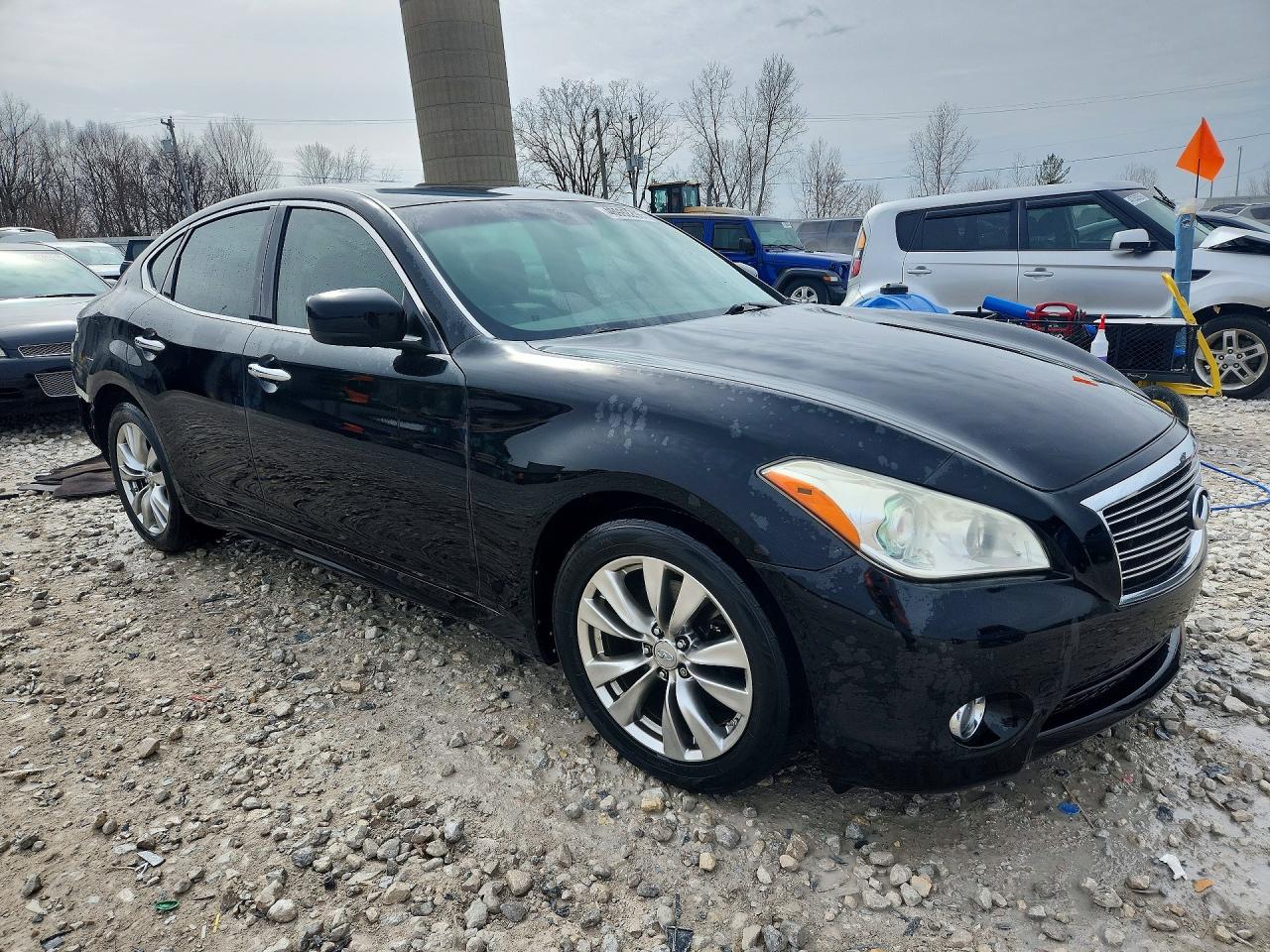 2012 INFINITI M37 X photo 10