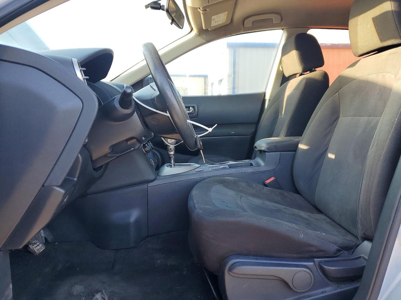 2013 NISSAN ROGUE S photo 13