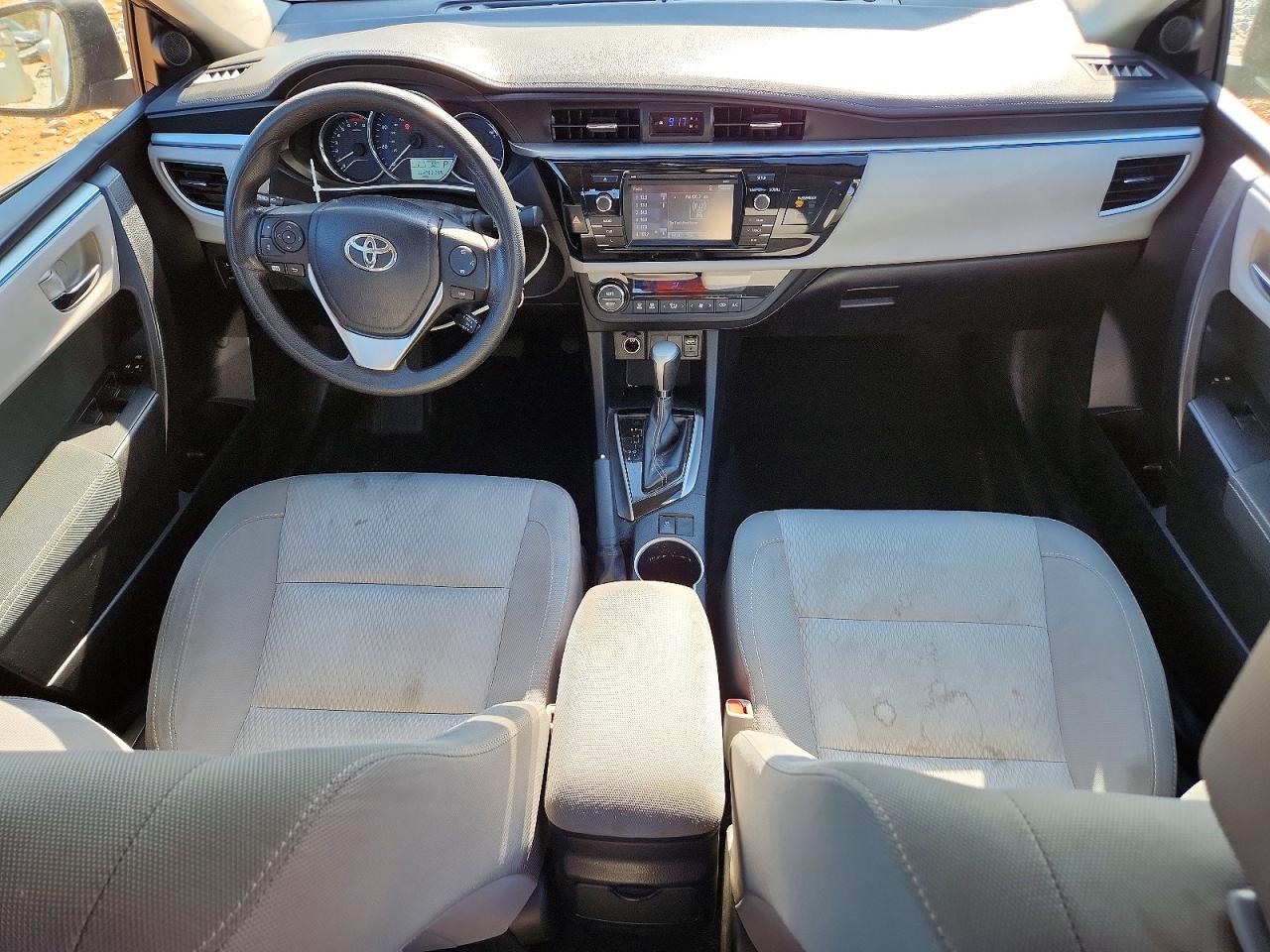 2016 TOYOTA COROLLA LE photo 15