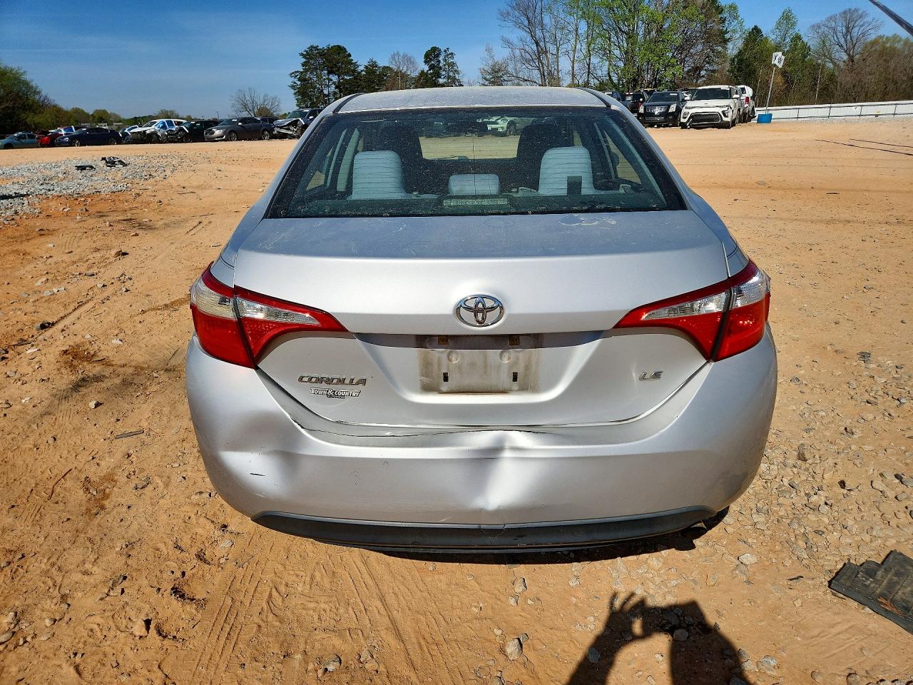 2016 TOYOTA COROLLA LE photo 11