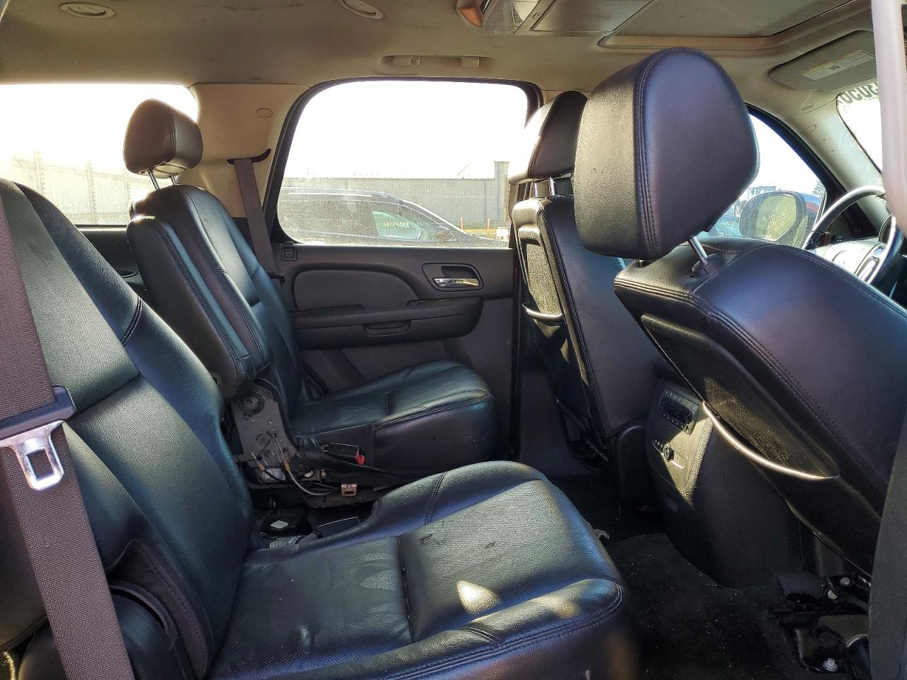 2009 CHEVROLET TAHOE K1500 LTZ photo 31