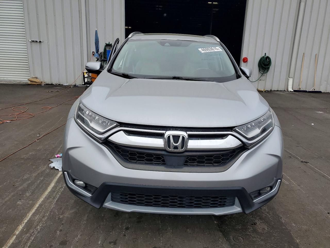 2017 HONDA CR-V TOURING photo 9