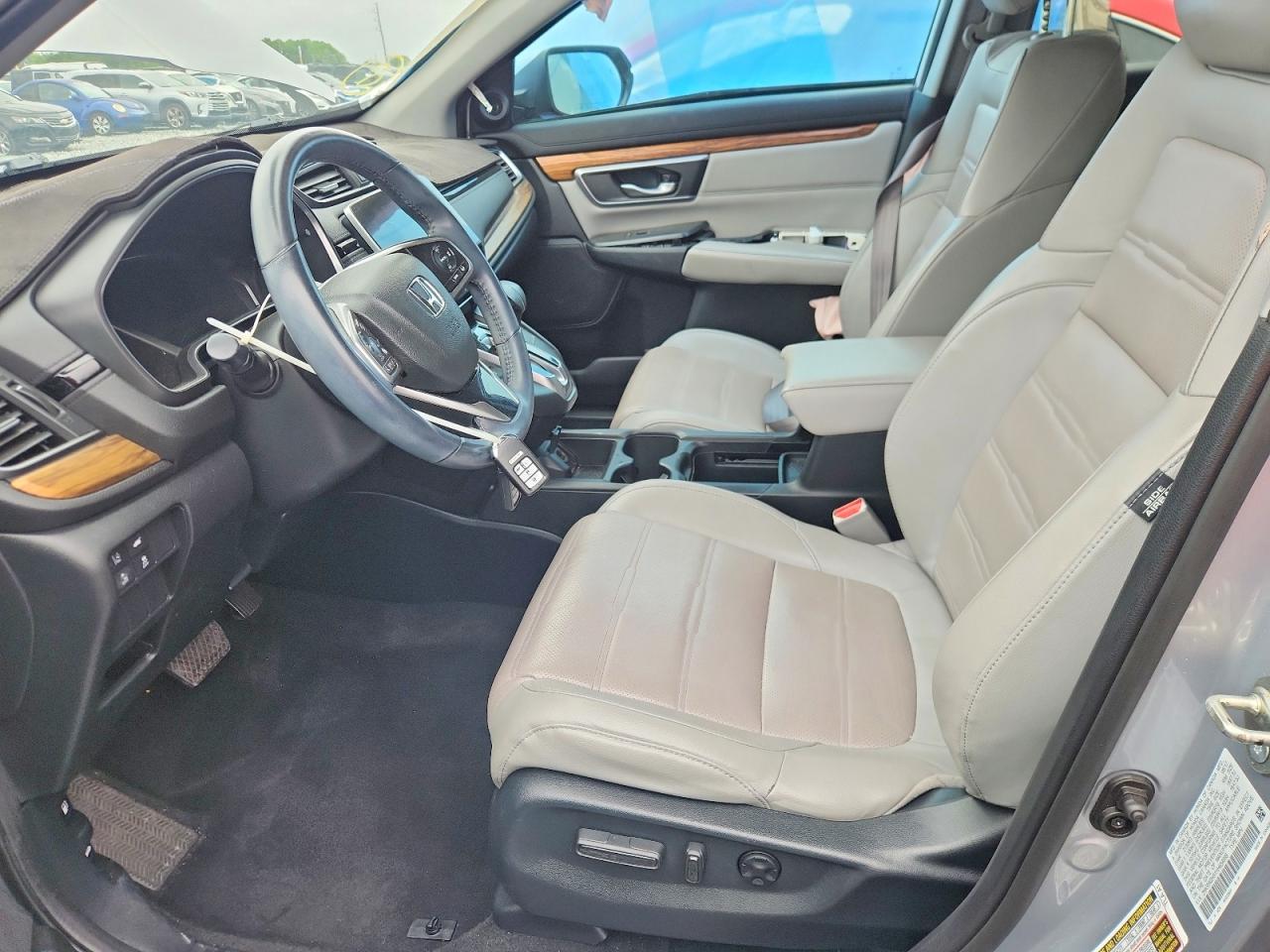 2017 HONDA CR-V TOURING photo 13