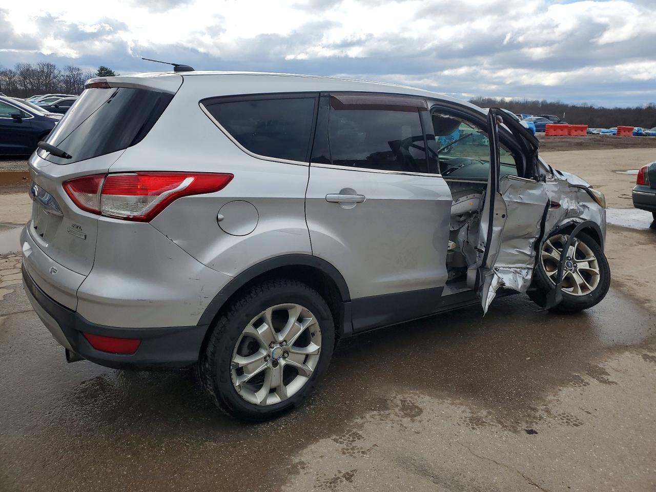 2013 FORD ESCAPE SEL photo 5