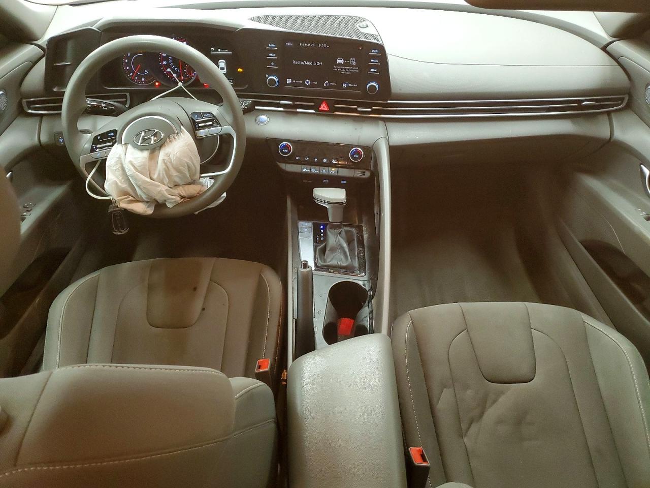 2023 HYUNDAI ELANTRA SEL photo 22