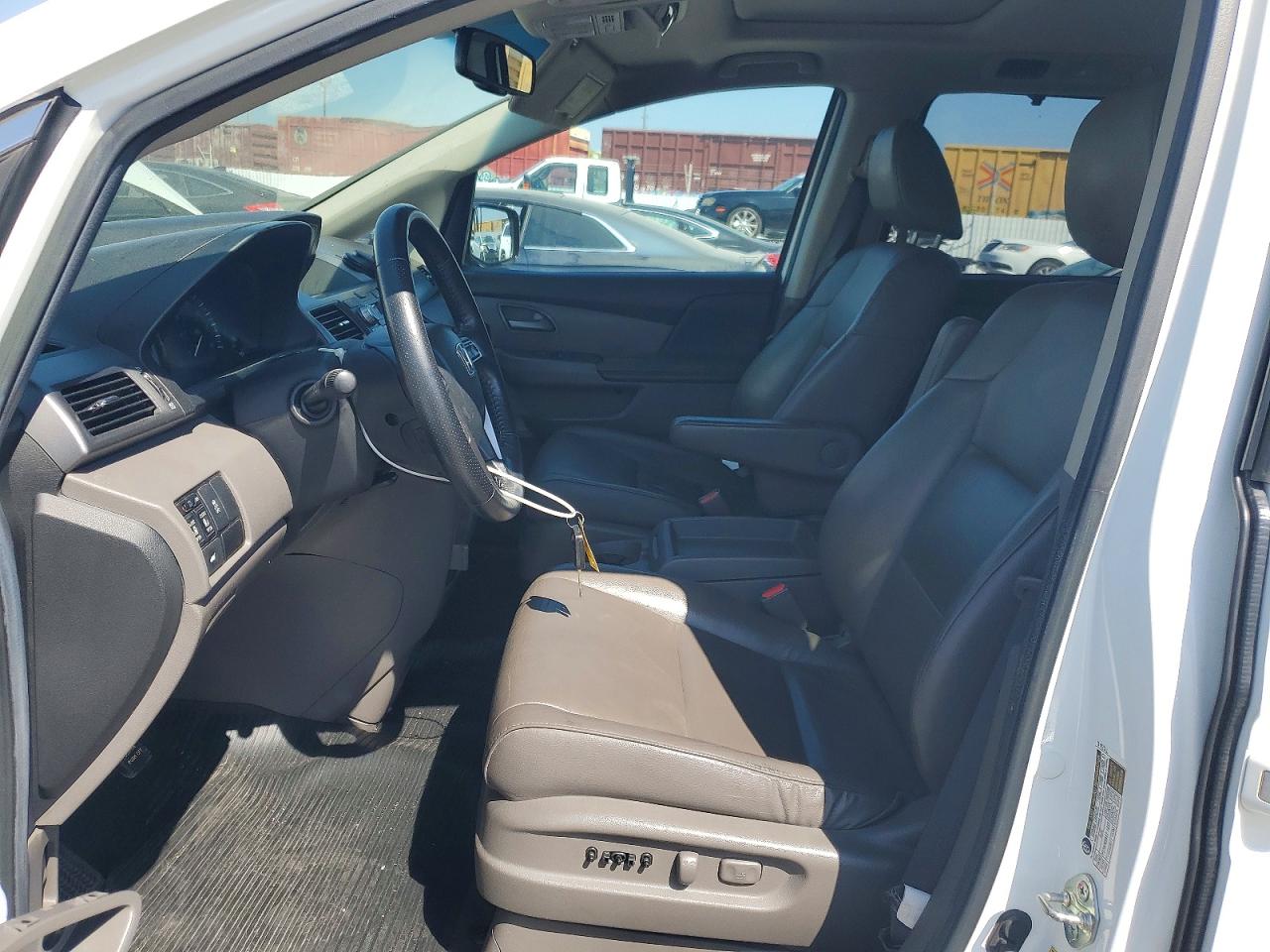 2012 HONDA ODYSSEY EXL photo 13