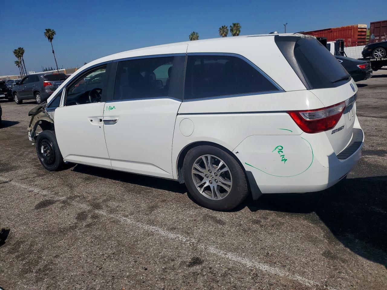 2012 HONDA ODYSSEY EXL photo 3