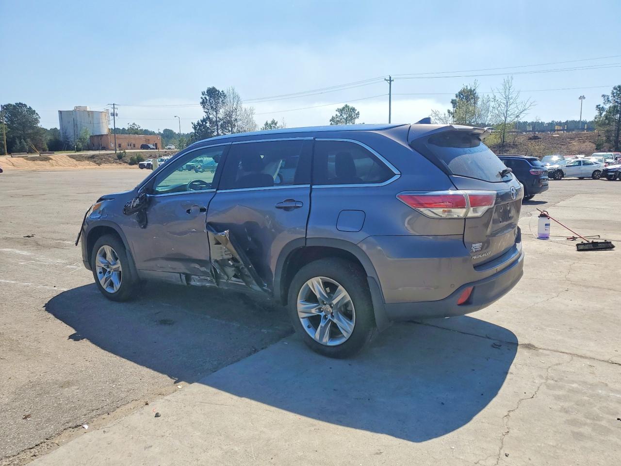 2015 TOYOTA HIGHLANDER HYBRID LIMITED photo 2