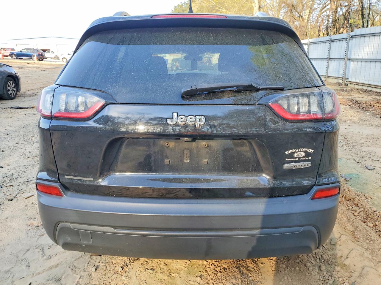 2019 JEEP CHEROKEE LATITUDE photo 16