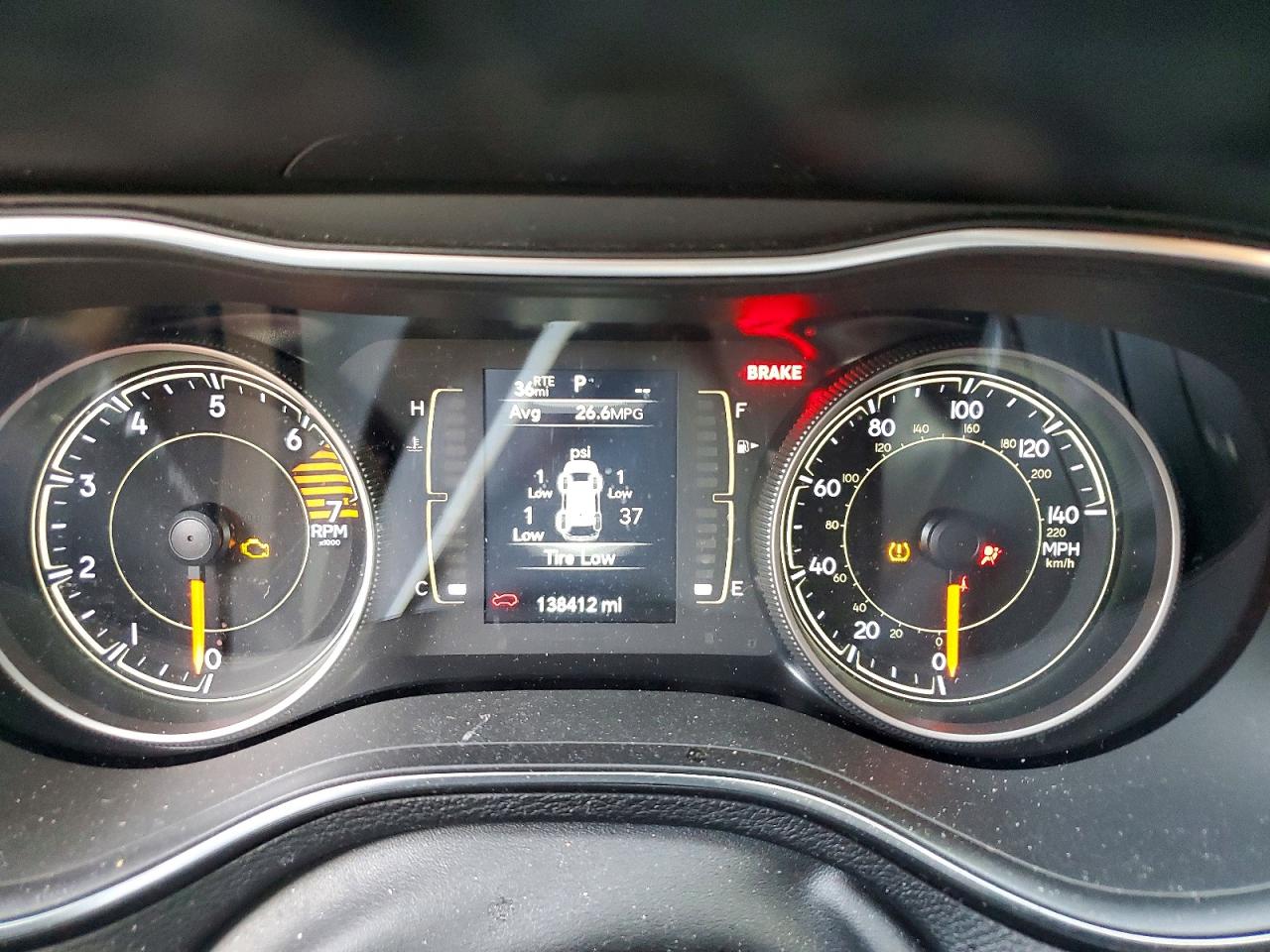 2019 JEEP CHEROKEE LATITUDE photo 25