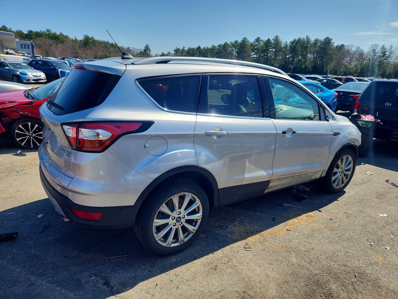 2018 FORD ESCAPE TITANIUM photo 3