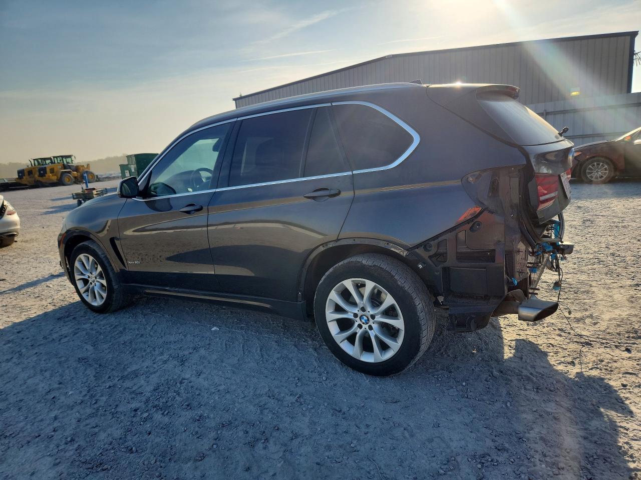 2015 BMW X5 XDRIVE50I photo 3
