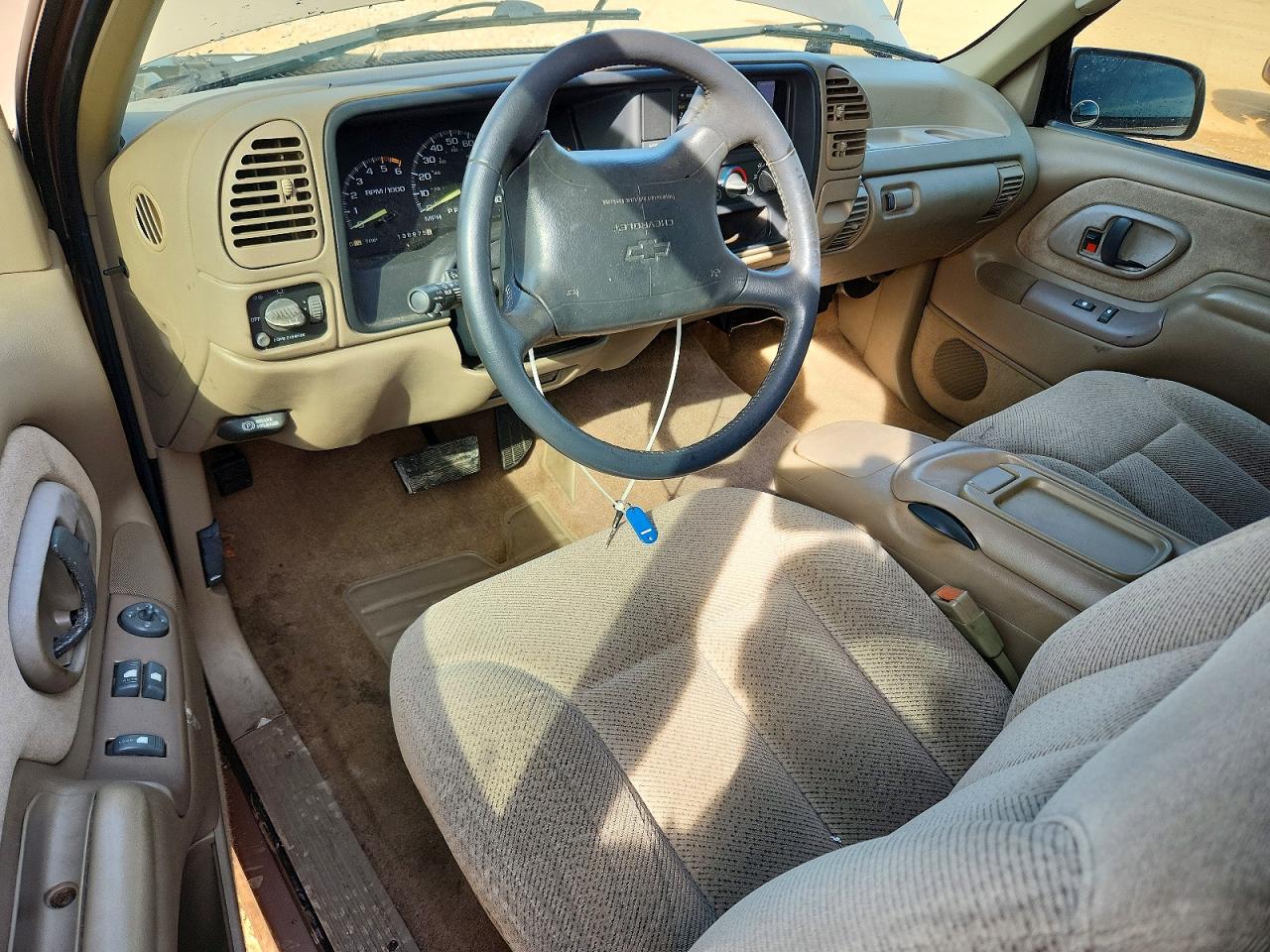 1996 CHEVROLET GMT-400 C1500 photo 22