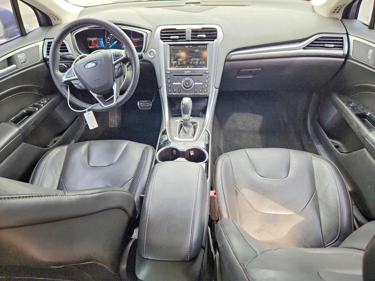 2016 FORD FUSION photo 8