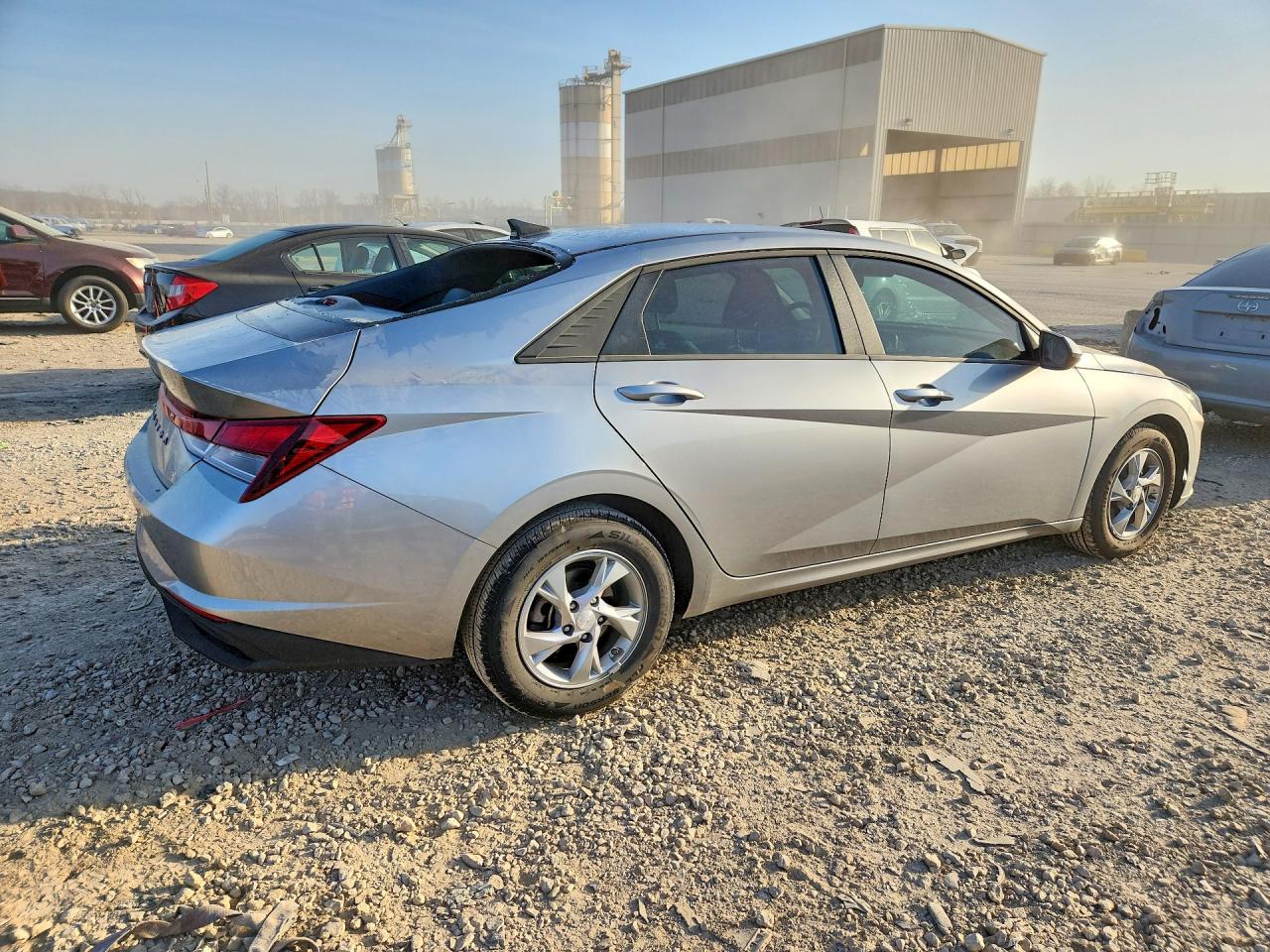 2023 HYUNDAI ELANTRA SE photo 7