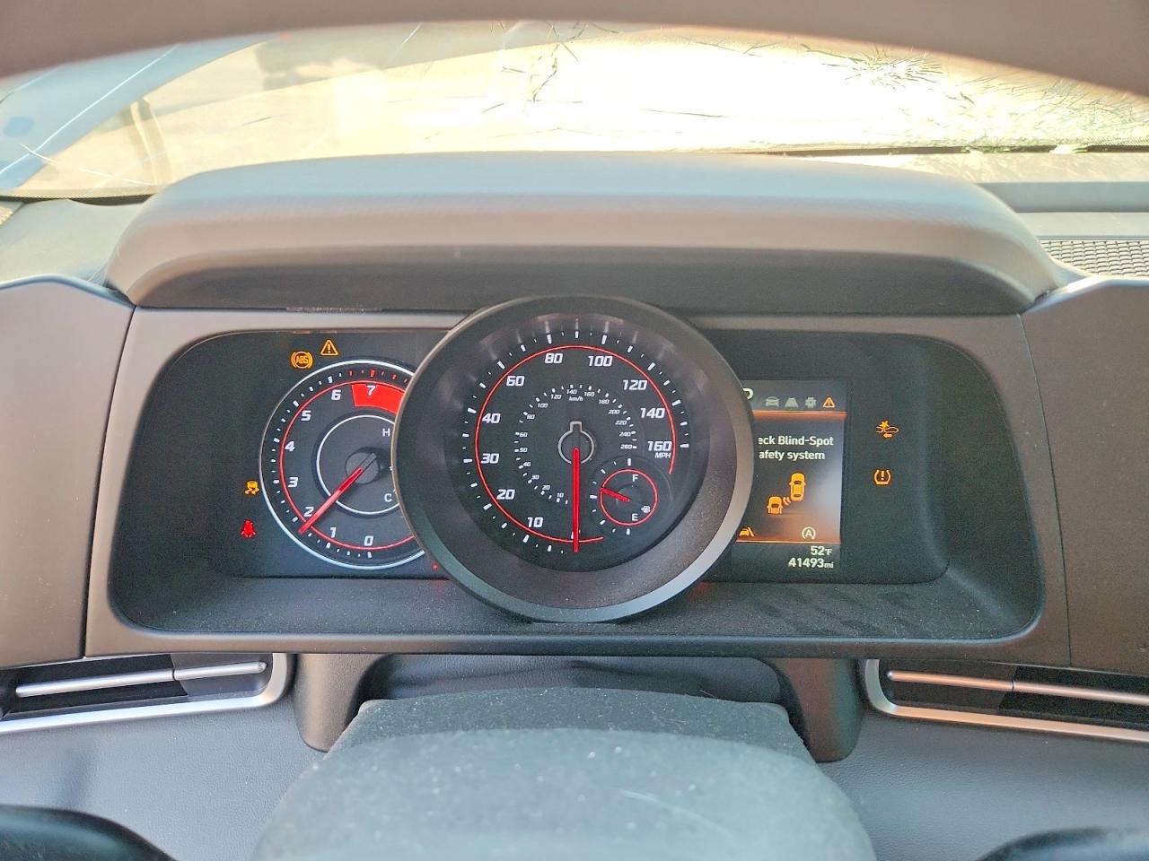 2023 HYUNDAI ELANTRA SE photo 25