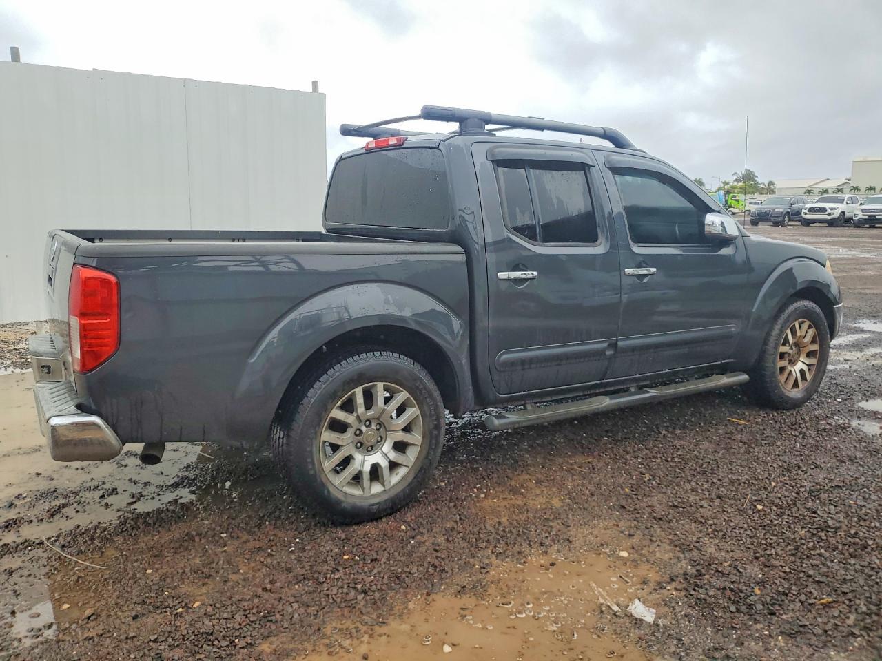 2010 NISSAN FRONTIER SE V6 photo 5