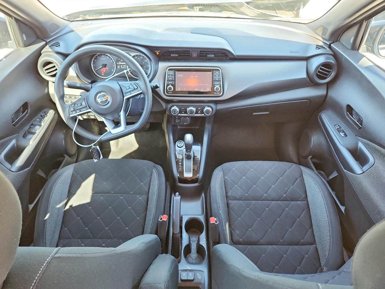 2020 NISSAN KICKS S photo 15