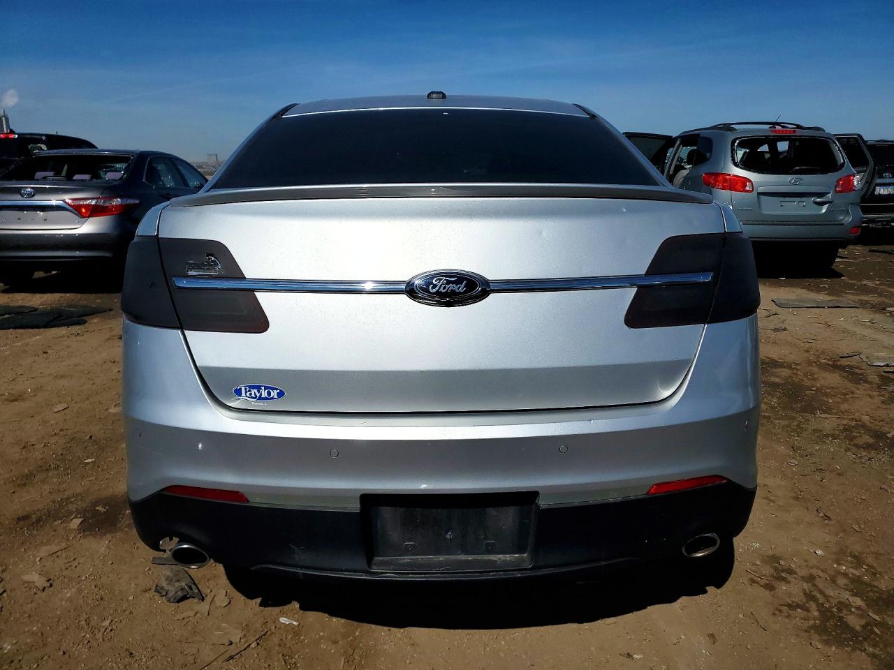 2018 FORD TAURUS SEL photo 11