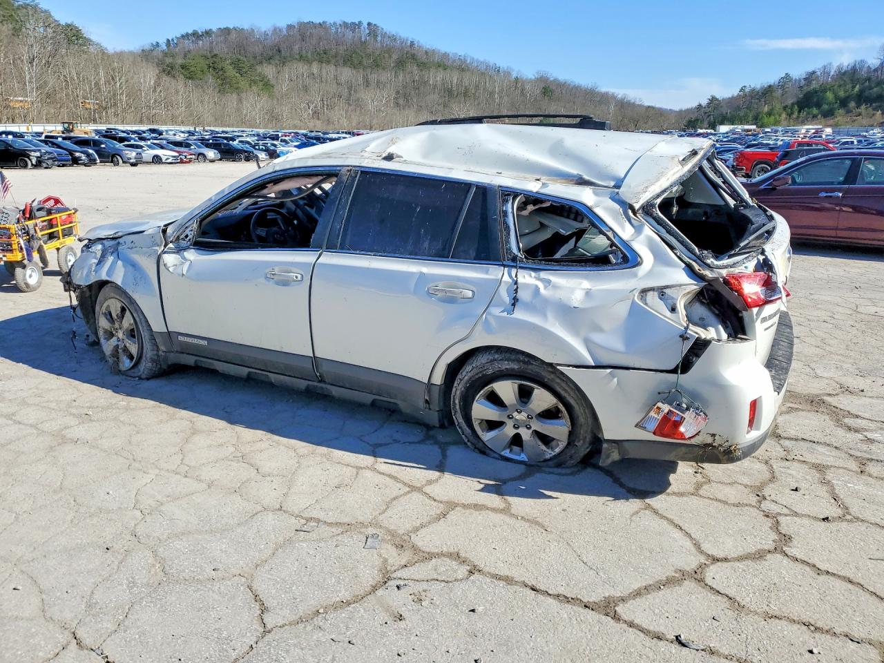 2011 SUBARU OUTBACK 2.5I PREMIUM photo 2