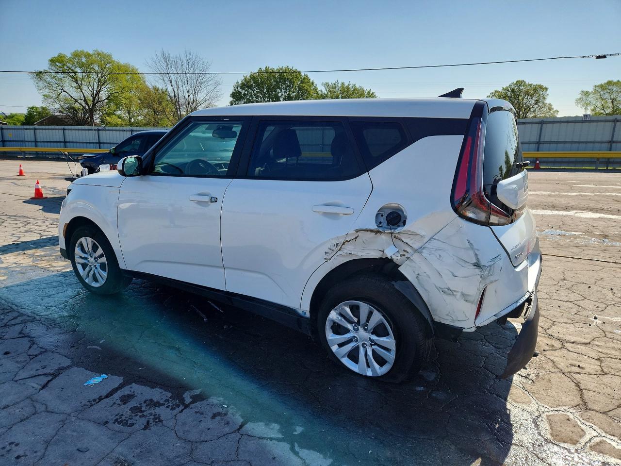 2025 KIA SOUL LX photo 2