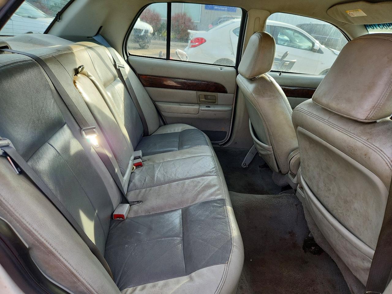 2004 MERCURY GRAND MARQUIS GS photo 19