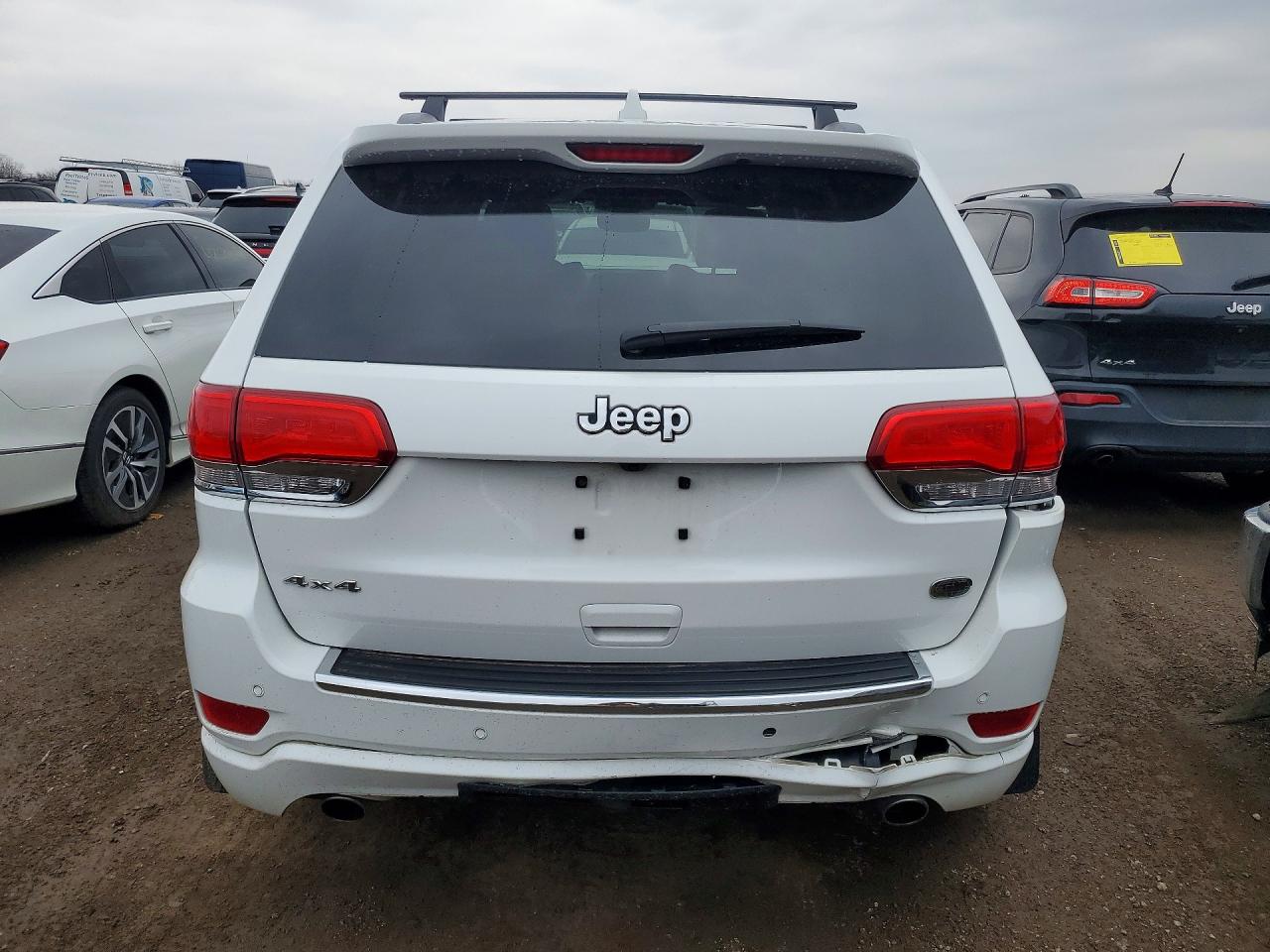 2018 JEEP GRAND CHEROKEE OVERLAND photo 6