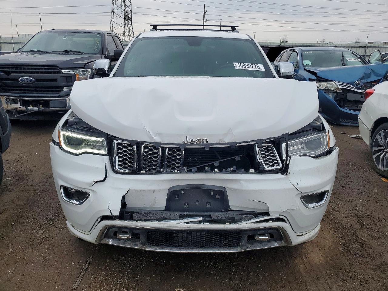 2018 JEEP GRAND CHEROKEE OVERLAND photo 5