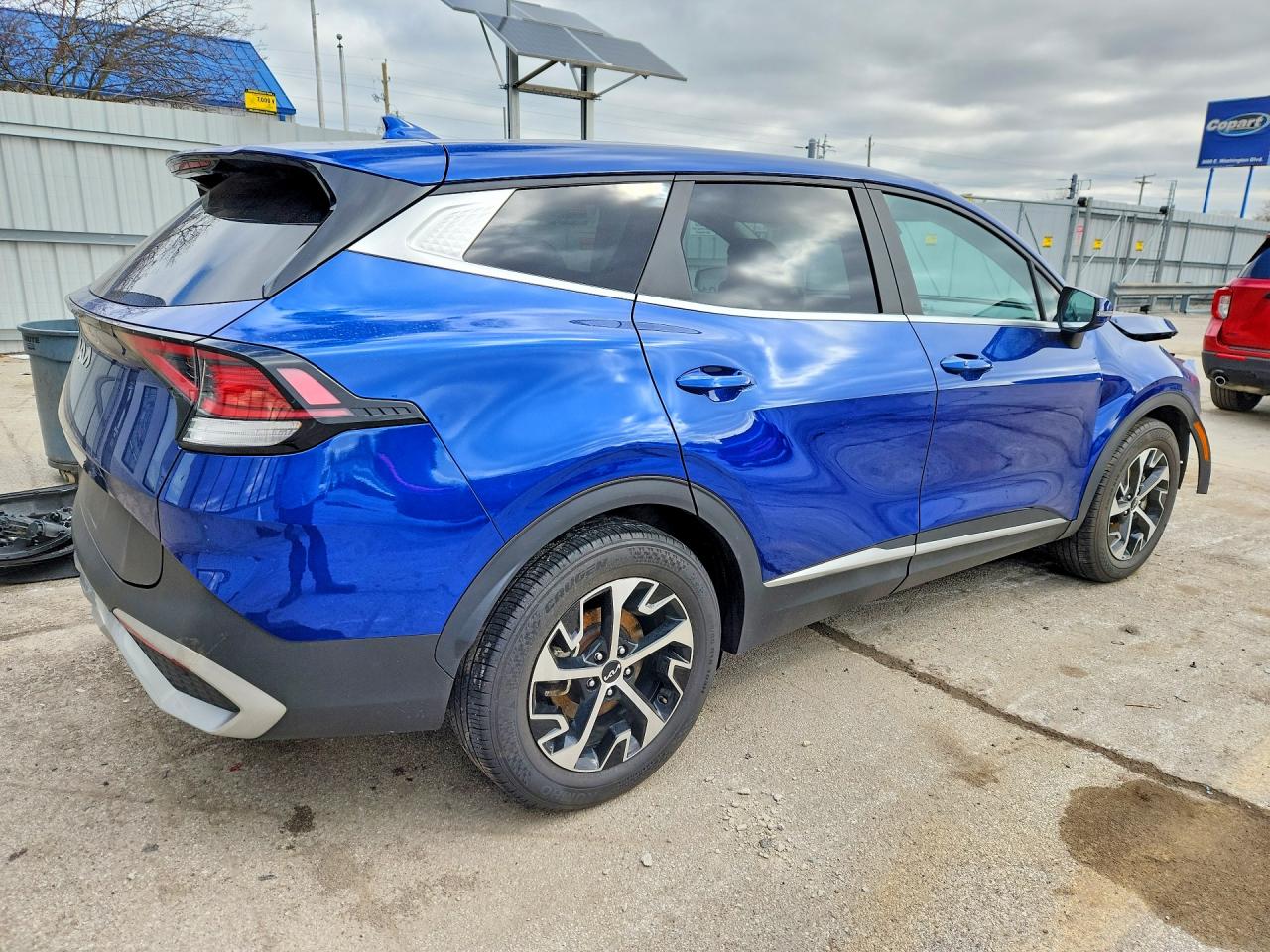 2023 KIA SPORTAGE EX photo 3
