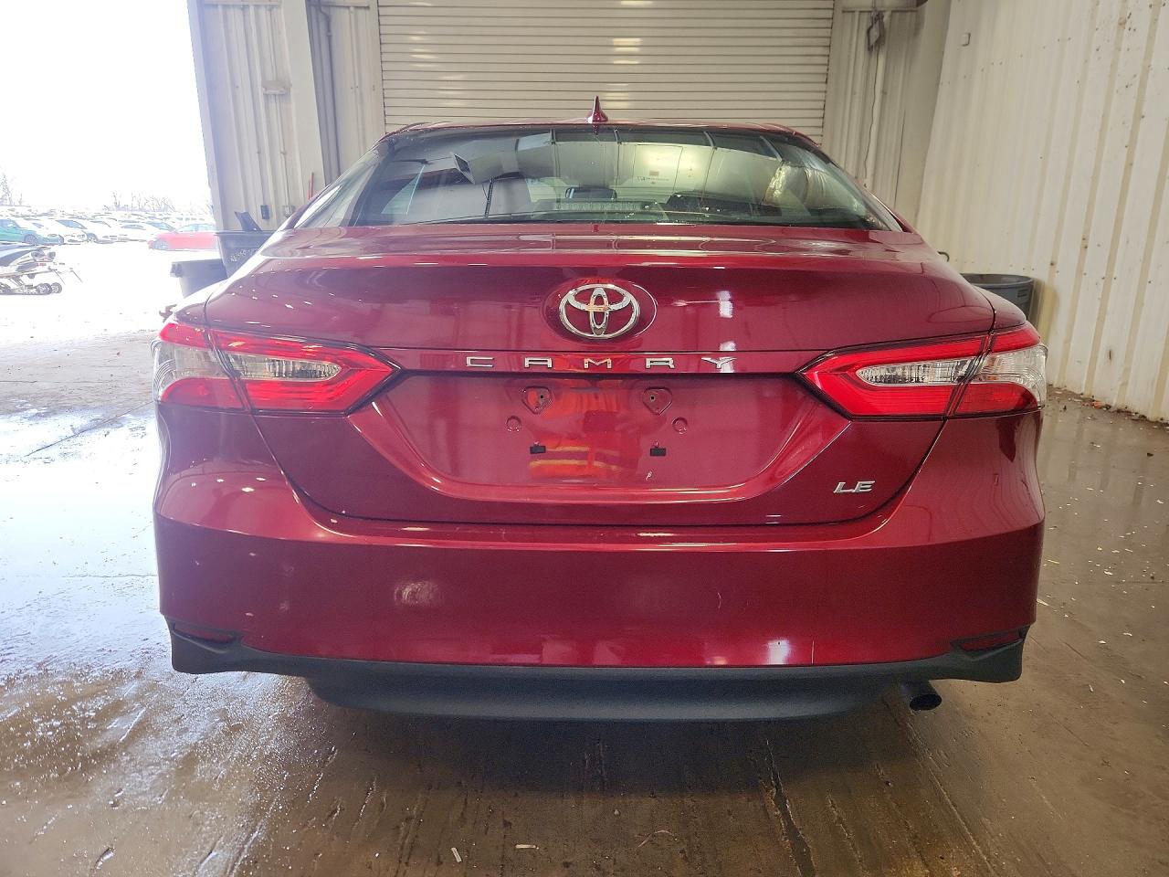 2020 TOYOTA CAMRY LE photo 11
