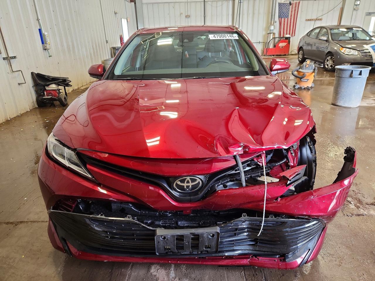 2020 TOYOTA CAMRY LE photo 9