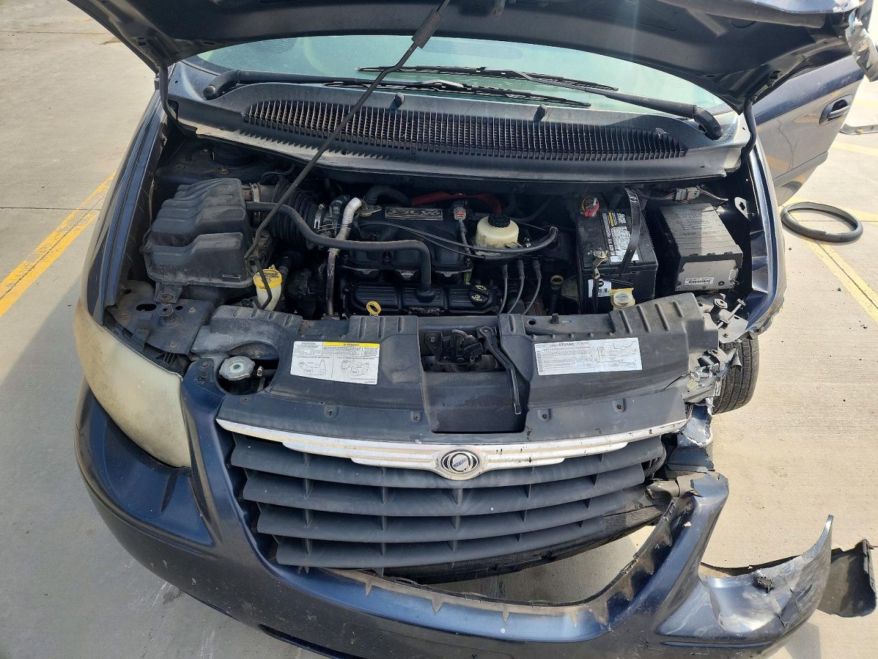 2007 CHRYSLER TOWN & COUNTRY LX photo 23
