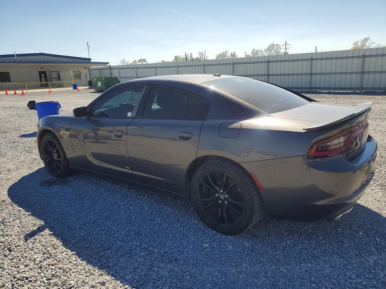 2018 DODGE CHARGER SXT photo 3
