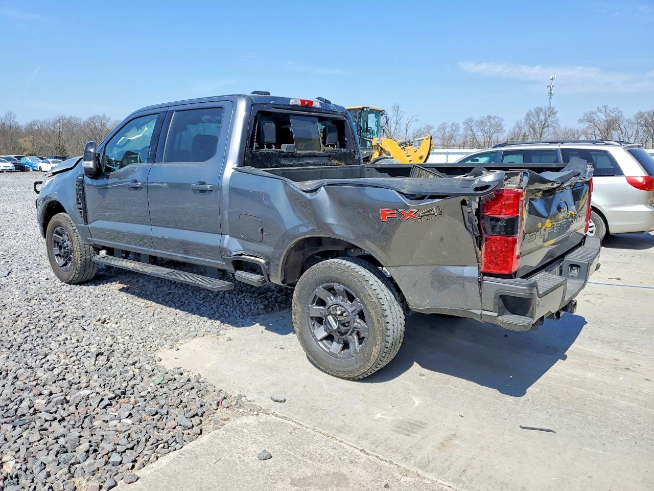 2024 FORD F350 SUPER DUTY photo 2