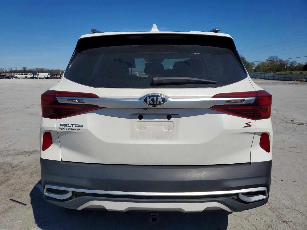 2021 KIA SELTOS S photo 6