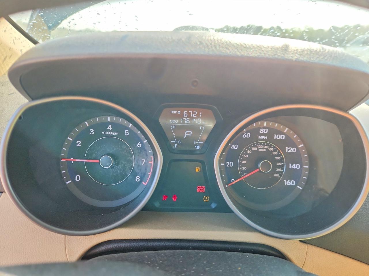 2013 HYUNDAI ELANTRA GLS photo 9